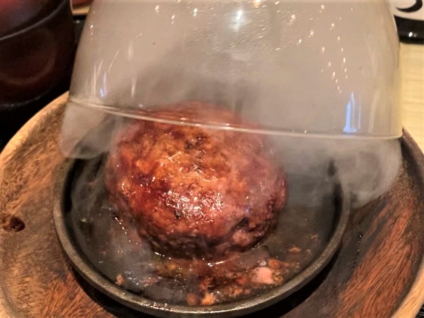 十番右京 瞬間燻製ハンバーグランチ